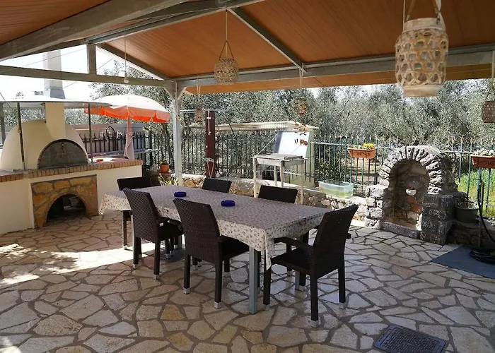 Eleni's דירה קלמאטה