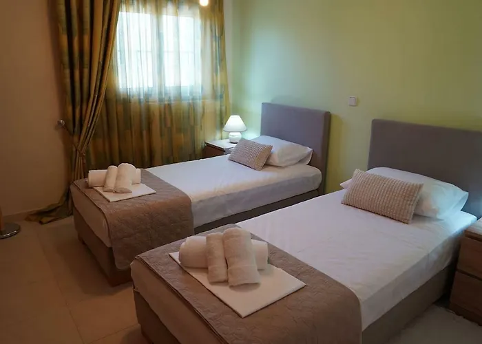 Eleni's קלמאטה